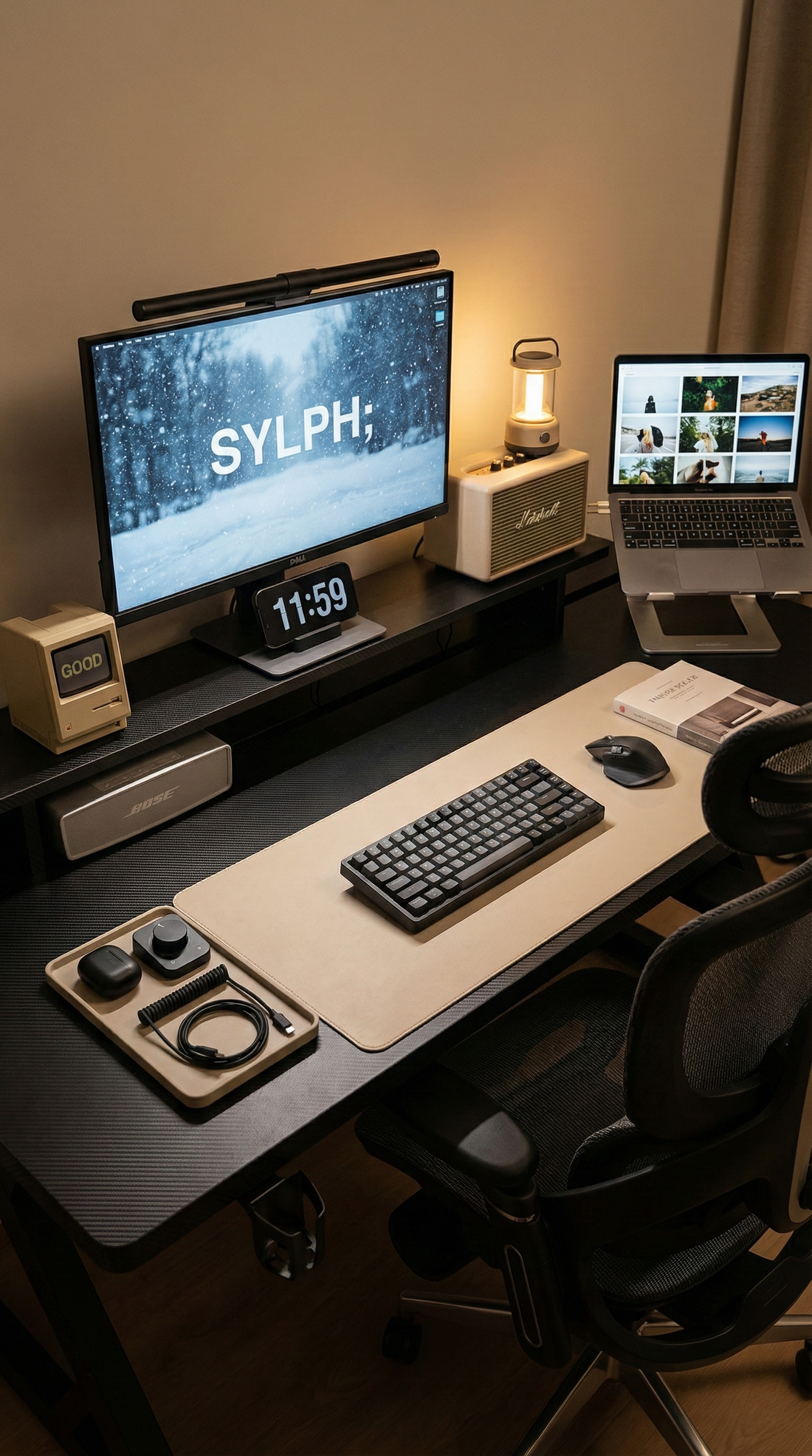 Gaming Desk for a Small Apartment: Space-Saving Desk Setup Ideas (Australia)